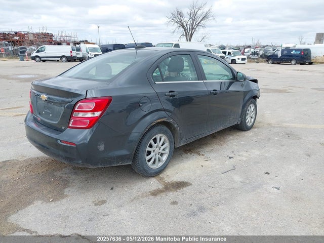 1G1JD5SB0H4172739 Chevrolet SONIC LT