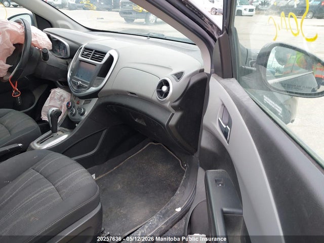 1G1JD5SB0H4172739 Chevrolet SONIC LT