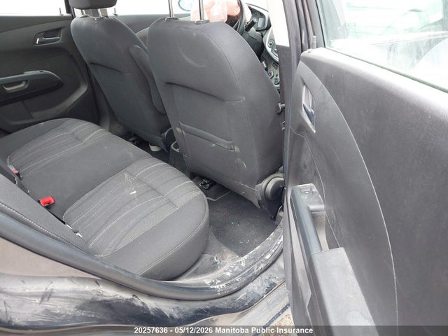 1G1JD5SB0H4172739 Chevrolet SONIC LT