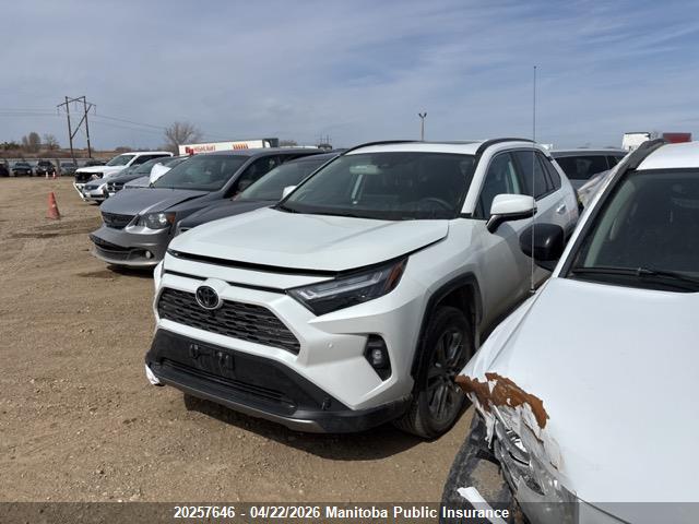 20257646 :رقم المزاد ، 2T3D1RFV0SW585456 vin ، 2025 Toyota Rav4 Limited مزاد بيع