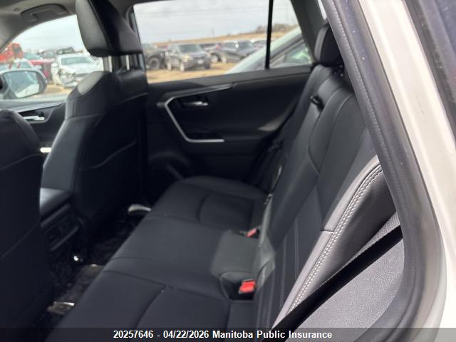 20257646 :رقم المزاد ، 2T3D1RFV0SW585456 vin ، 2025 Toyota Rav4 Limited مزاد بيع