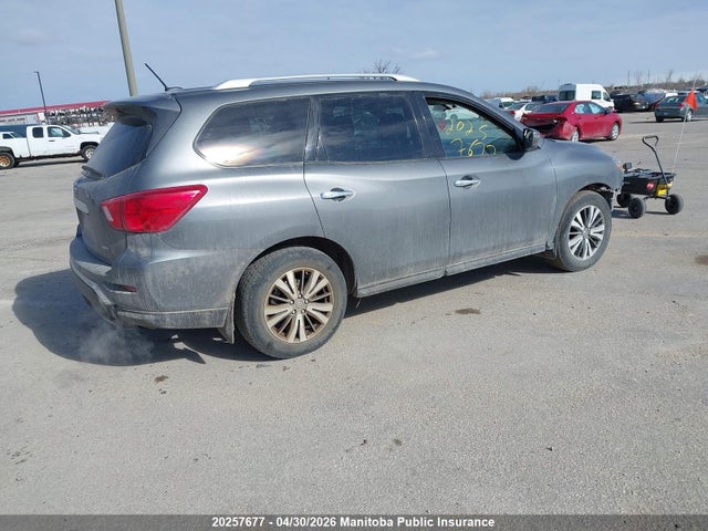 5N1DR2MMXJC602688 Nissan Pathfinder S