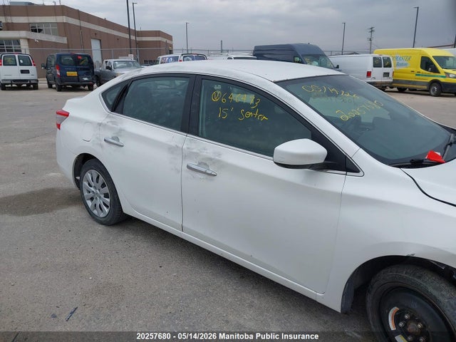 Продажа на аукционе авто 2015 Nissan Sentra 1.8 S, vin: 3N1AB7AP3FL646473, номер лота: 20257680