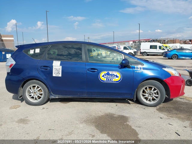 20257691 :رقم المزاد ، JTDZN3EU1EJ003867 vin ، 2014 Toyota Prius V مزاد بيع