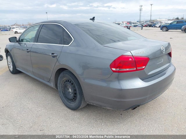 20257704 :رقم المزاد ، 1VWBS7A34FC017621 vin ، 2015 Volkswagen Passat 1.8 Tsi مزاد بيع