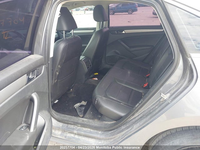20257704 :رقم المزاد ، 1VWBS7A34FC017621 vin ، 2015 Volkswagen Passat 1.8 Tsi مزاد بيع