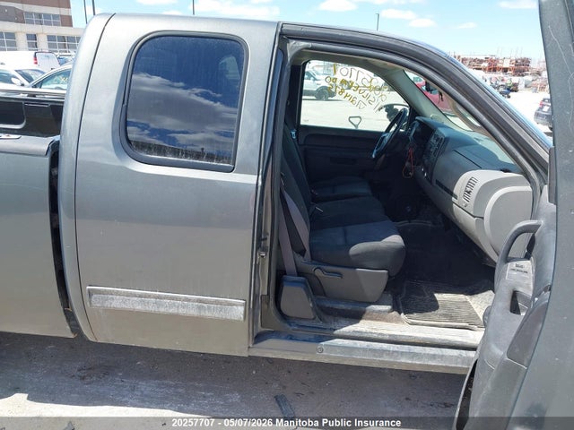 Auction sale of the 2011 Chevrolet Silverado 1500 Ls Ext Cab, vin: 1GCRKREA5BZ214875, lot number: 20257707