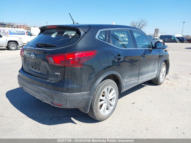 JN1BJ1CR6KW343324 Nissan Qashqai S
