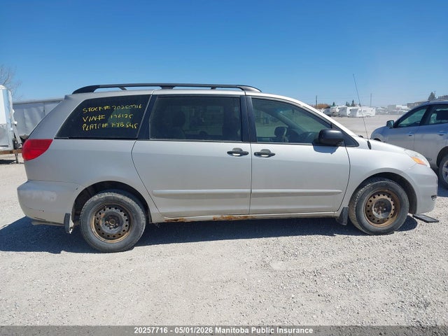 2008 Toyota Sienna Ce V6 მანქანა იყიდება აუქციონზე, vin: 5TDZK29C58S176125, აუქციონის ნომერი: 20257716