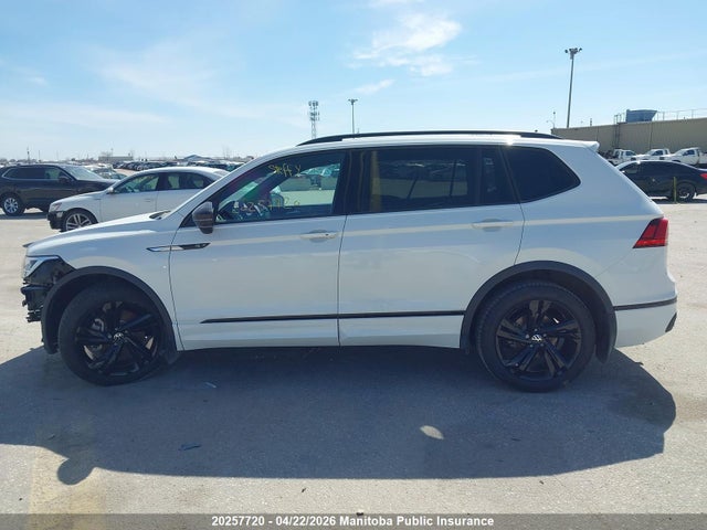 3VV8B7AX6RM187726 Volkswagen Tiguan Comfort R-line 2.0 Tsi