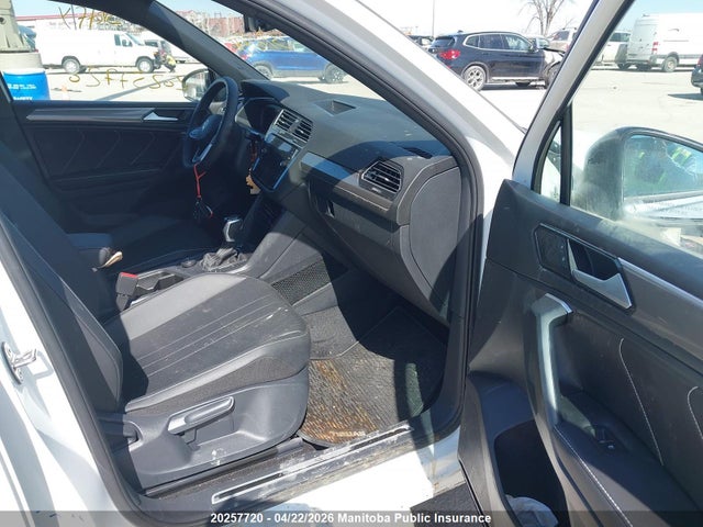 3VV8B7AX6RM187726 Volkswagen Tiguan Comfort R-line 2.0 Tsi