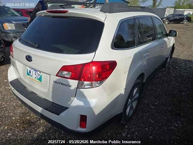 20257724 :رقم المزاد ، 4S4BRCCC2D3259577 vin ، 2013 Subaru Outback 2.5i مزاد بيع