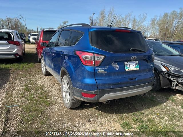 1FMCU9GD4HUE10962 Ford ESCAPE SE