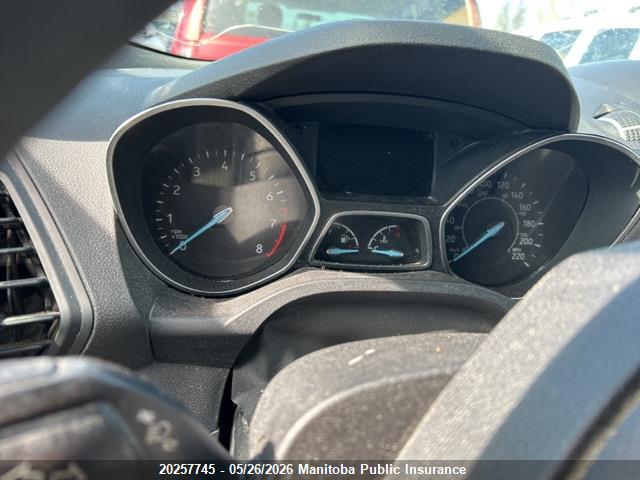 1FMCU9GD4HUE10962 Ford ESCAPE SE