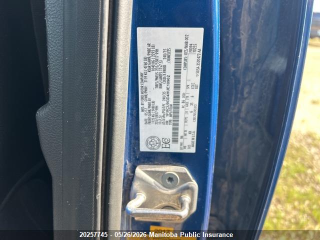 1FMCU9GD4HUE10962 Ford ESCAPE SE