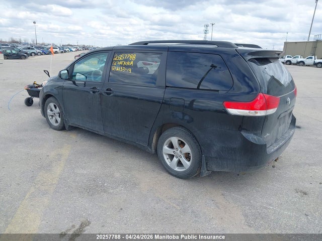 2012 Toyota Sienna Le V6 მანქანა იყიდება აუქციონზე, vin: 5TDKK3DC6CS213349, აუქციონის ნომერი: 20257788