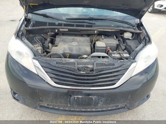 2012 Toyota Sienna Le V6 მანქანა იყიდება აუქციონზე, vin: 5TDKK3DC6CS213349, აუქციონის ნომერი: 20257788