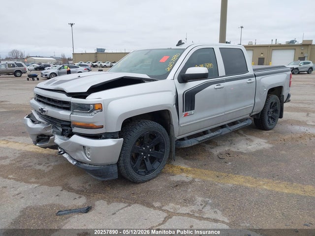 3GCUKREC4JG135031 Chevrolet Silverado 1500 Lt Crew Cab