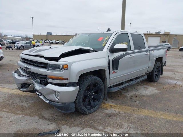 3GCUKREC4JG135031 Chevrolet Silverado 1500 Lt Crew Cab