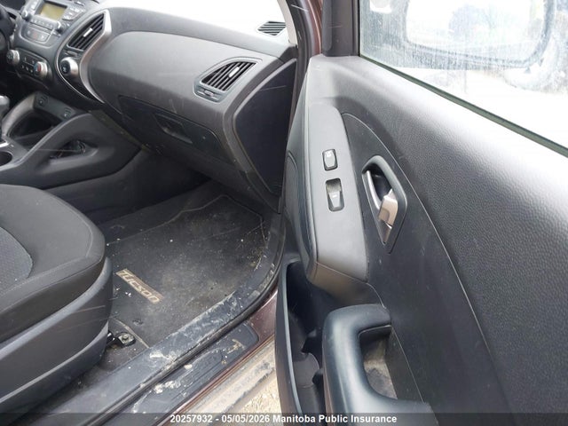 2014 Hyundai Tucson Gl მანქანა იყიდება აუქციონზე, vin: KM8JTCAF8EU861910, აუქციონის ნომერი: 20257932