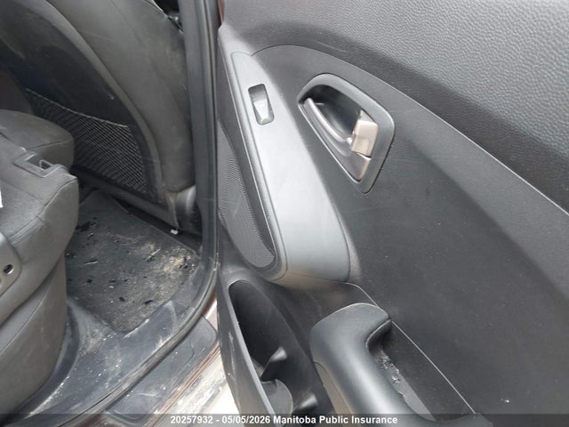 2014 Hyundai Tucson Gl მანქანა იყიდება აუქციონზე, vin: KM8JTCAF8EU861910, აუქციონის ნომერი: 20257932