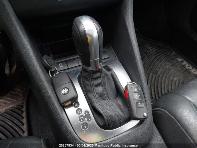 3VWPX7AJ4EM627859 Volkswagen Golf 2.5