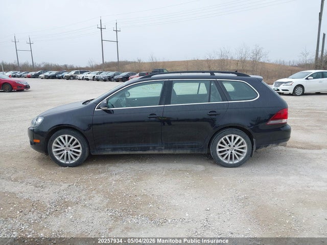 3VWPX7AJ4EM627859 Volkswagen Golf 2.5
