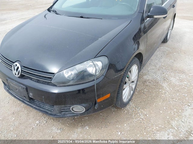 3VWPX7AJ4EM627859 Volkswagen Golf 2.5
