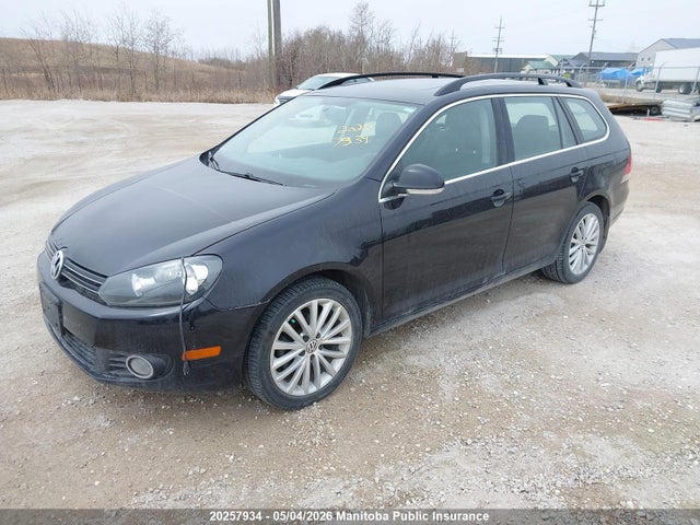 3VWPX7AJ4EM627859 Volkswagen Golf 2.5