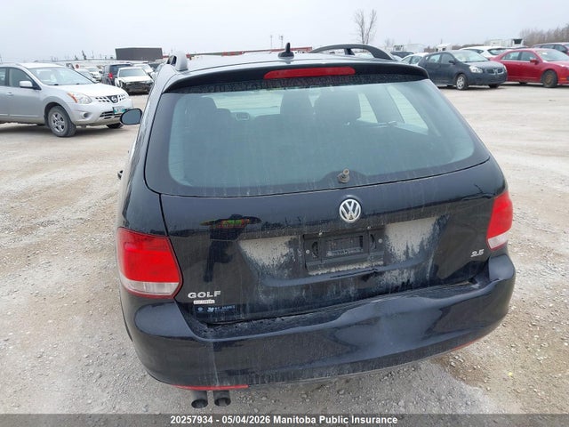 3VWPX7AJ4EM627859 Volkswagen Golf 2.5
