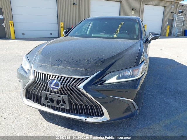 58AB21B15LU005825 Lexus ES 300H