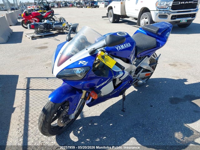 20257959 :رقم المزاد ، 2BG4061641U417049 vin ، 2001 Yamaha Yzf R1 مزاد بيع