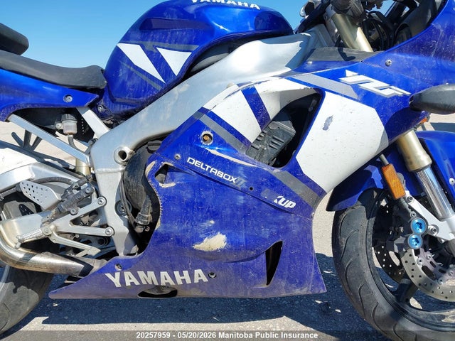 20257959 :رقم المزاد ، 2BG4061641U417049 vin ، 2001 Yamaha Yzf R1 مزاد بيع