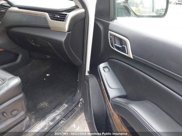 Продажа на аукционе авто 2018 Gmc Yukon Xl Denali, vin: 1GKS2HKJ6JR186779, номер лота: 20257961