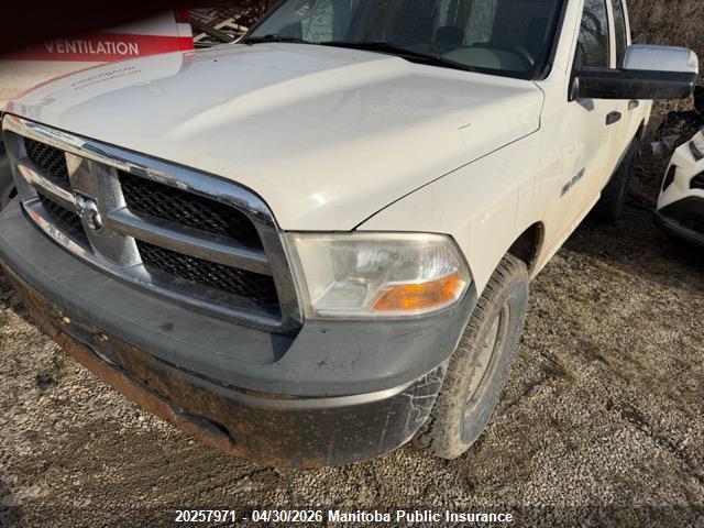 20257971 :رقم المزاد ، 1D3HV18T99S732953 vin ، 2009 Dodge Ram 1500 St Quad Cab مزاد بيع
