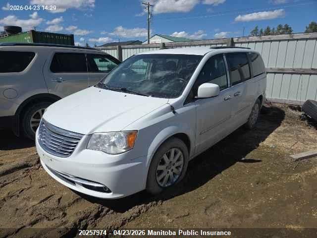 2014 Chrysler Town & Country Touring მანქანა იყიდება აუქციონზე, vin: 2C4RC1BG1ER116643, აუქციონის ნომერი: 20257974