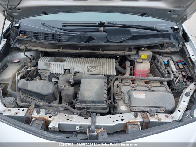 JTDZN3EU8EJ003011 Toyota PRIUS V