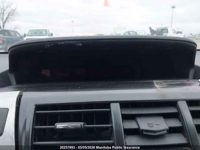 JTDZN3EU8EJ003011 Toyota PRIUS V