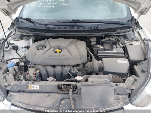 KMHDH4AH0GU532806 Hyundai ELANTRA SE
