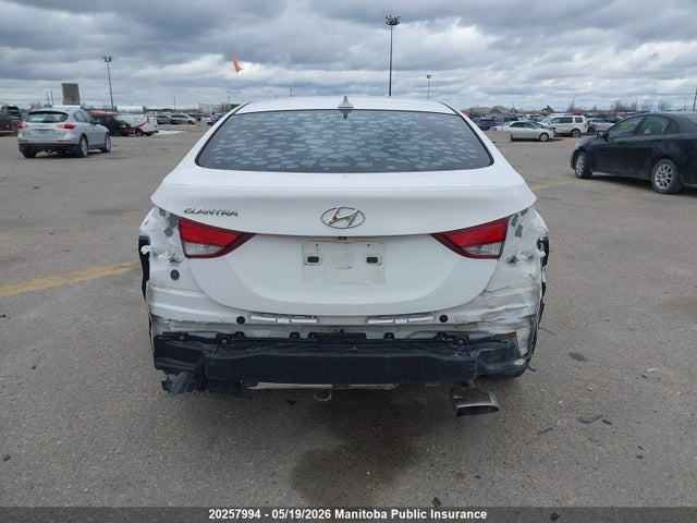 KMHDH4AH0GU532806 Hyundai ELANTRA SE