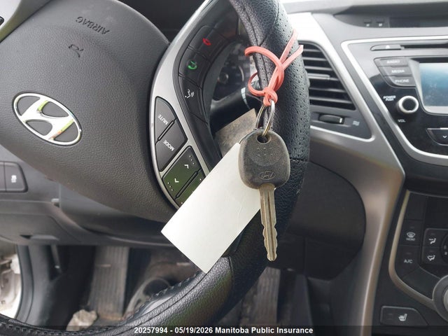KMHDH4AH0GU532806 Hyundai ELANTRA SE