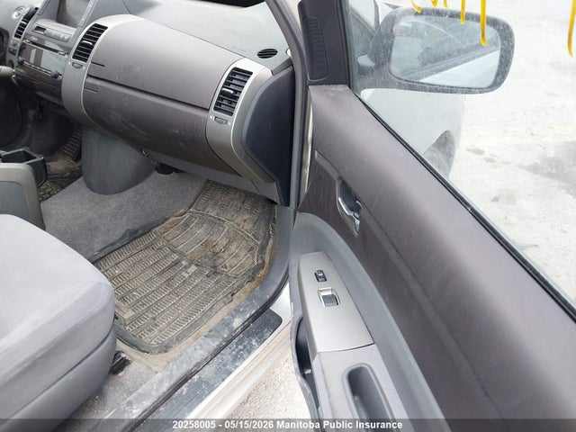 20258005 :رقم المزاد ، JTDKB22U040075222 vin ، 2004 Toyota Prius مزاد بيع