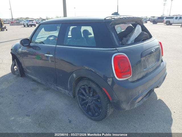 20258010 :رقم المزاد ، WMWXP7C55G3B33999 vin ، 2016 Mini Cooper S مزاد بيع