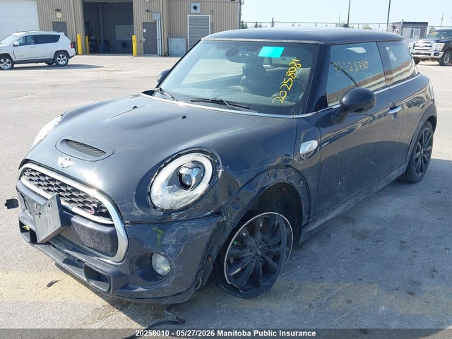20258010 :رقم المزاد ، WMWXP7C55G3B33999 vin ، 2016 Mini Cooper S مزاد بيع
