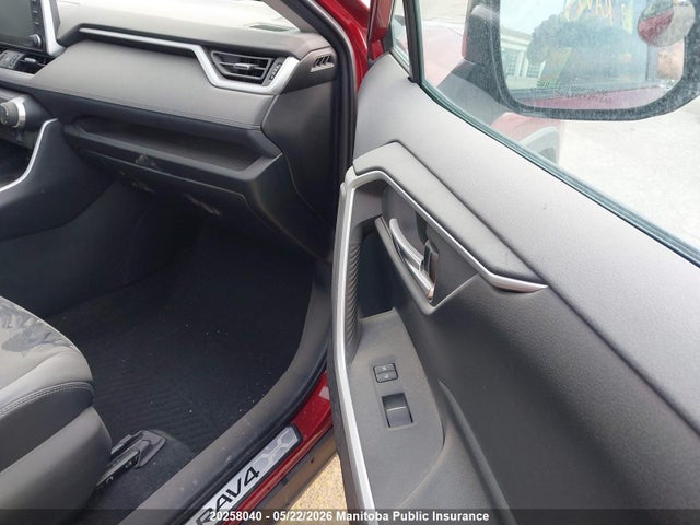 2T3R1RFV3KC035885 Toyota Rav4 Xle