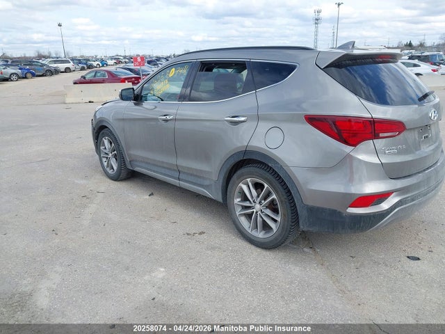 Продажа на аукционе авто 2018 Hyundai Santa Fe Sport 2.0t, vin: 5XYZUDLA5JG520830, номер лота: 20258074