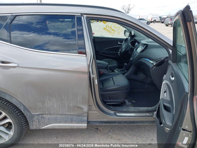 Продажа на аукционе авто 2018 Hyundai Santa Fe Sport 2.0t, vin: 5XYZUDLA5JG520830, номер лота: 20258074