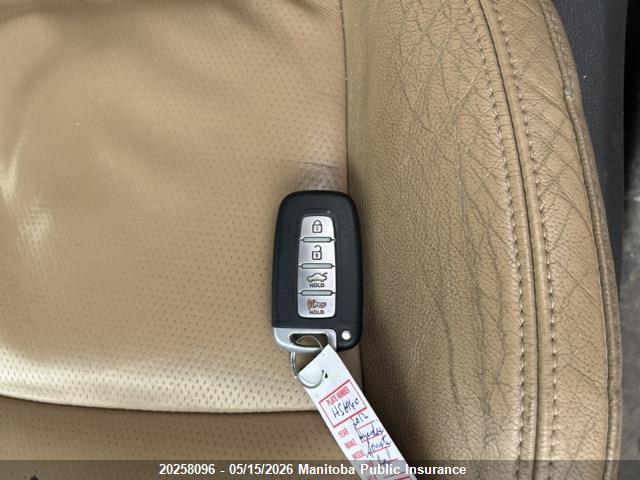 20258096 :رقم المزاد ، 5NPEC4AC2CH406799 vin ، 2012 Hyundai Sonata Limited مزاد بيع
