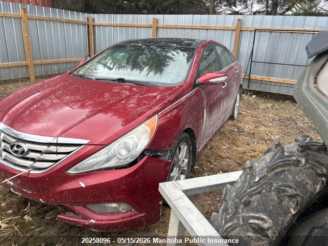 20258096 :رقم المزاد ، 5NPEC4AC2CH406799 vin ، 2012 Hyundai Sonata Limited مزاد بيع
