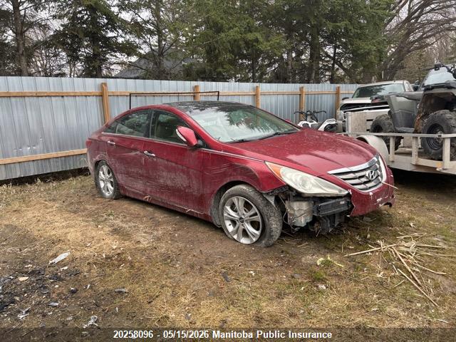 20258096 :رقم المزاد ، 5NPEC4AC2CH406799 vin ، 2012 Hyundai Sonata Limited مزاد بيع